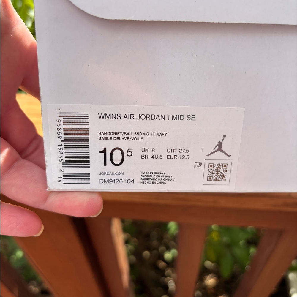 Air Jordan 1 SE Mid Sanddrift women’s 10.5 - Picture 9 of 10